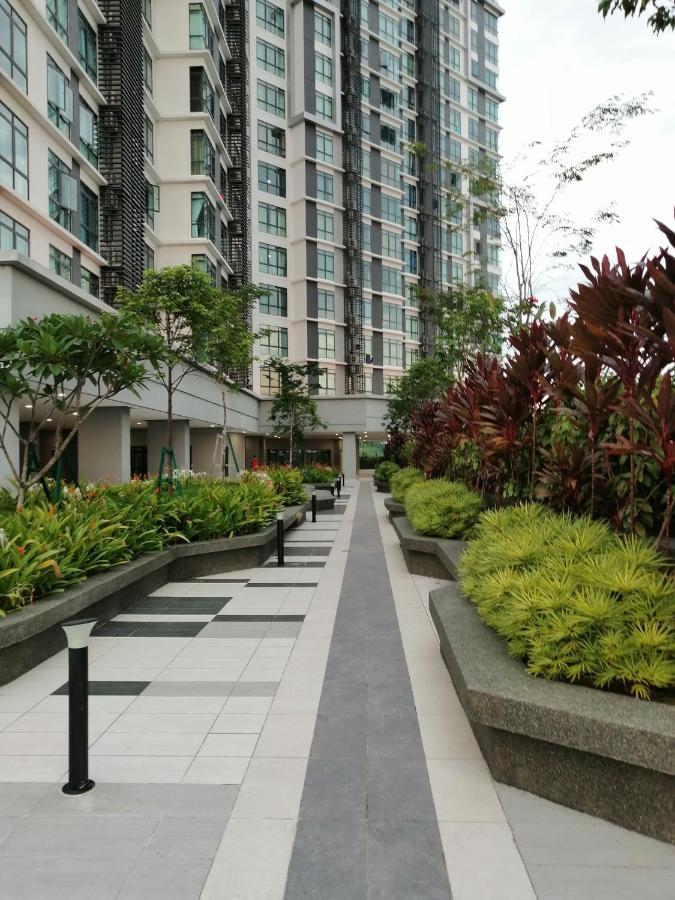 Santai Homestay Cyberjaya Luaran gambar